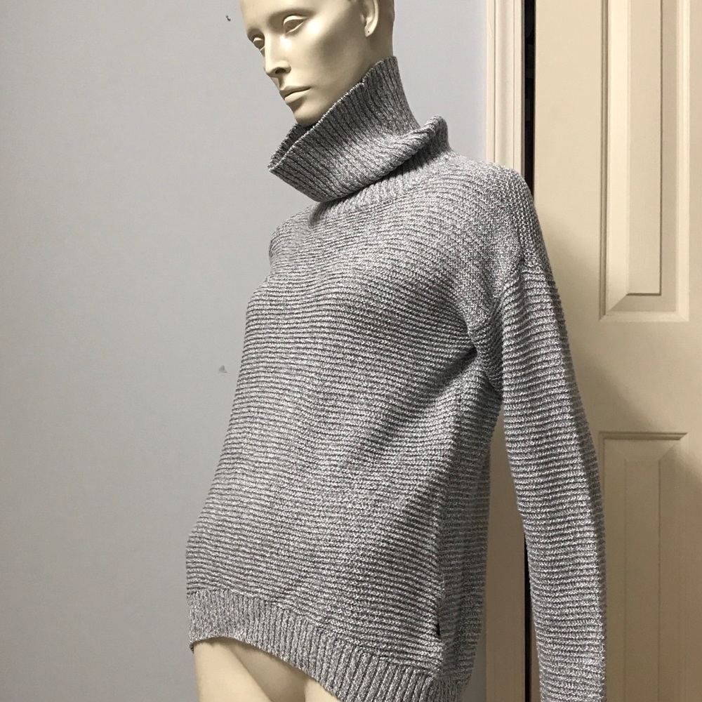 William Rast Sweater - Picture 2 of 7